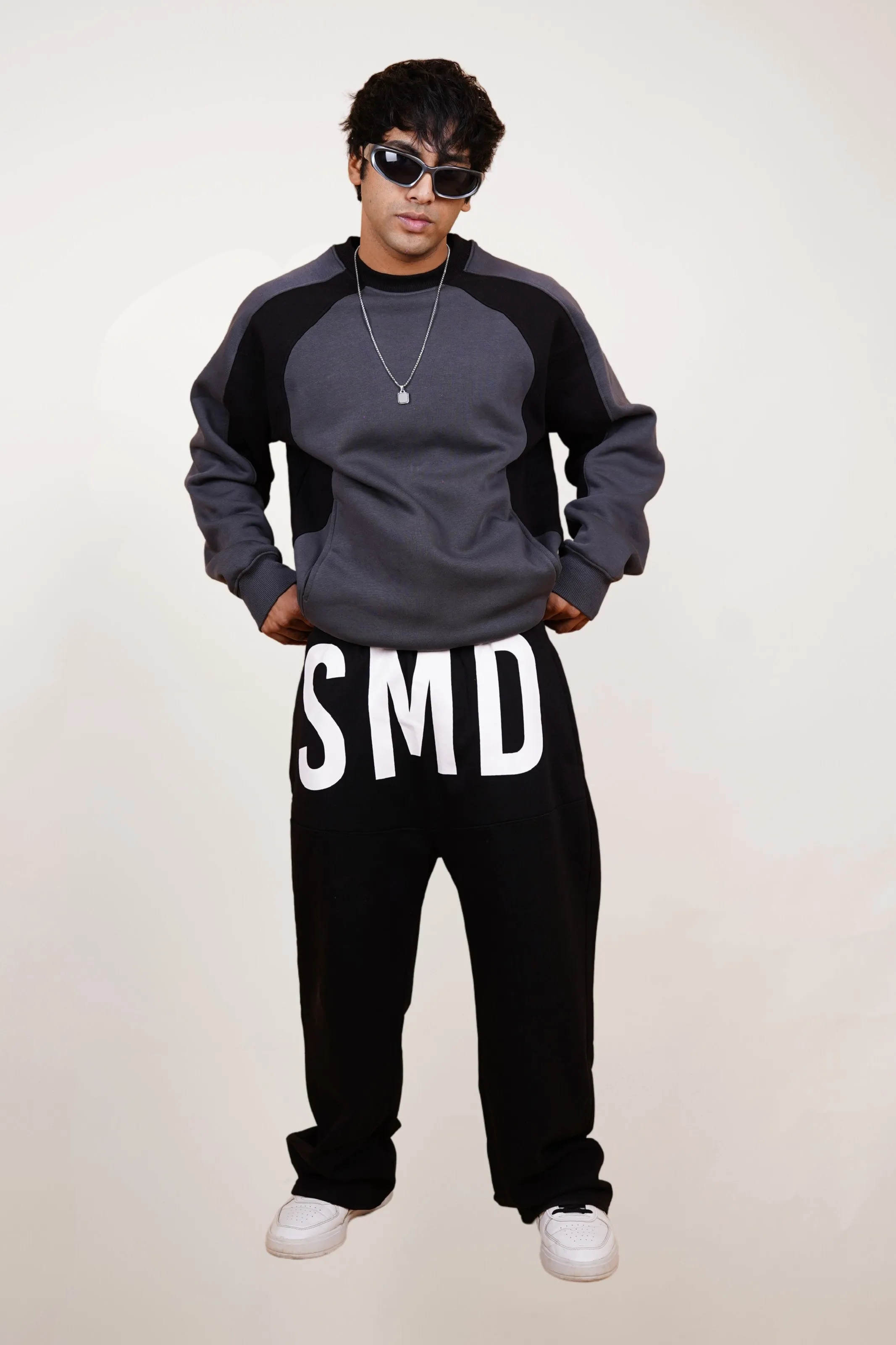 SMD Relaxed fit sweat pants For Men And Women